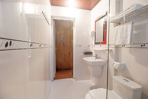 Thung Nham Hotel & Resort