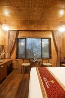 Thung Nham Hotel & Resort