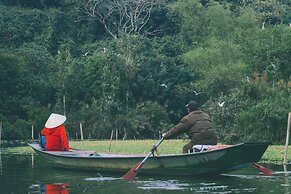 Thung Nham Hotel & Resort