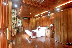 Thung Nham Hotel & Resort