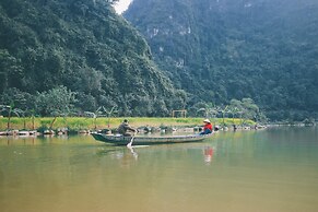 Thung Nham Hotel & Resort