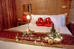 Thung Nham Hotel & Resort