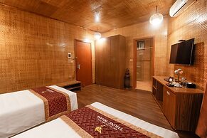 Thung Nham Hotel & Resort