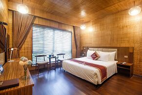 Thung Nham Hotel & Resort