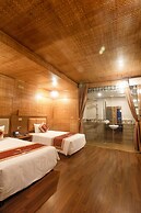 Thung Nham Hotel & Resort