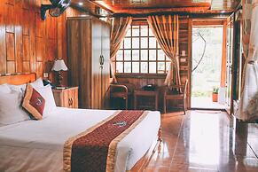 Thung Nham Hotel & Resort