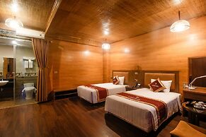 Thung Nham Hotel & Resort