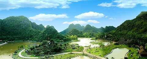 Thung Nham Hotel & Resort