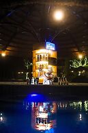 Thung Nham Hotel & Resort