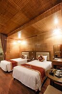 Thung Nham Hotel & Resort