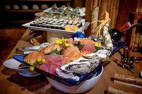 Thung Nham Hotel & Resort