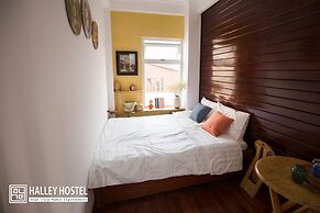 Halley Hostel
