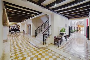 The Arkin Colony Hotel