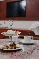 The Arkin Colony Hotel