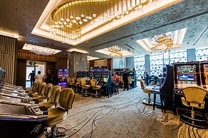 The Arkin Colony Hotel