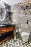 The Arkin Colony Hotel