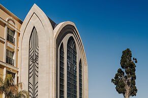 The Arkin Colony Hotel