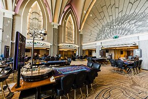 The Arkin Colony Hotel