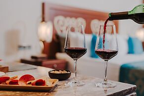 The Arkin Colony Hotel