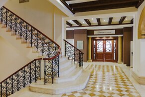 The Arkin Colony Hotel