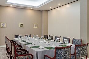 The Arkin Colony Hotel