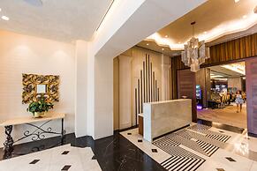 The Arkin Colony Hotel