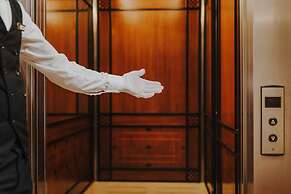 The Arkin Colony Hotel