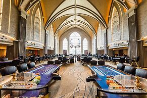 The Arkin Colony Hotel