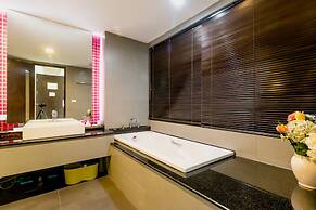 The Kris BangTao by Lofty