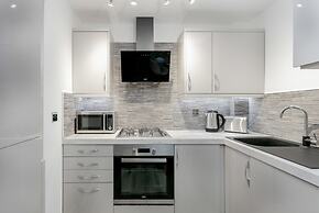 Forbes Retreat - Donnini Apartments