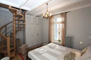 Athenian niche in Plaka