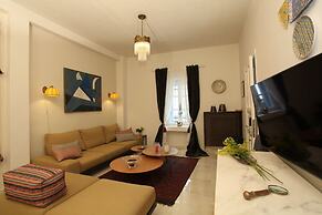 Athenian niche in Plaka