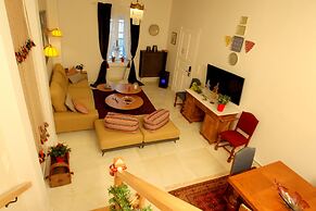 Athenian niche in Plaka