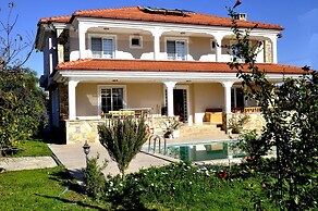 Villa Kubra