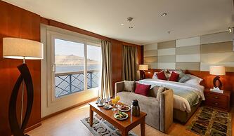 MS Esmeralda Nile Cruise from Aswan or Luxor