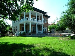 Villa Akinci