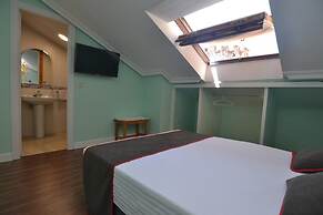 Hostería El Bodegón De Gredos