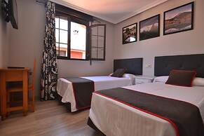 Hostería El Bodegón De Gredos