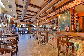 Hostería El Bodegón De Gredos