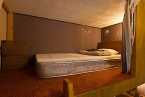 Little Barrel Guest House - Hostel