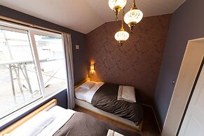 Little Barrel Guest House - Hostel