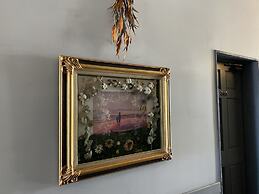 Little Barrel Guest House - Hostel