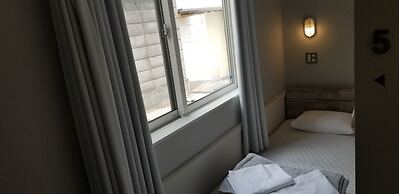 Little Barrel Guest House - Hostel