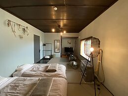 Little Barrel Guest House - Hostel