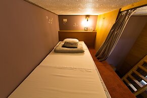 Little Barrel Guest House - Hostel