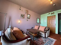 Little Barrel Guest House - Hostel