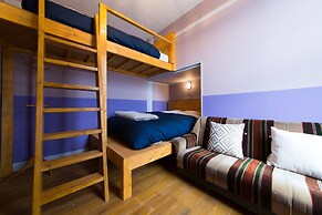 Little Barrel Guest House - Hostel