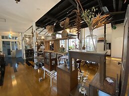 Little Barrel Guest House - Hostel