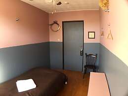 Little Barrel Guest House - Hostel