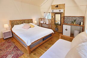 Colonia Rest House Glamping